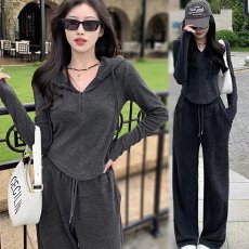 批发修身显瘦时尚减龄运动<b class='q'>套装</b>女秋韩系宽松连帽卫衣<b class='q'>休闲</b>两件套阔腿裤