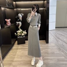 韩系时尚气质卫衣套装裙女春秋2026新款高端爆款半身裙长裙两件套