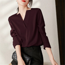 批发简漫 缎面设计感小众v领通勤职业<b class='q'>OL</b>浆果紫长袖<b class='q'>衬衫</b>女气质上衣秋