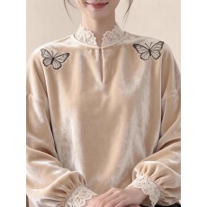 批发新中式国风杏色蝴蝶刺绣<b class='q'>蕾丝</b>拼接丝绒上衣女25冬宽松休闲气质小衫