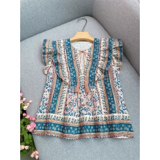 批发清新文艺丨复古碎花<b class='q'>印花</b>波西米亚风流苏系带V领小飞袖<b class='q'>衬衫</b>上衣女