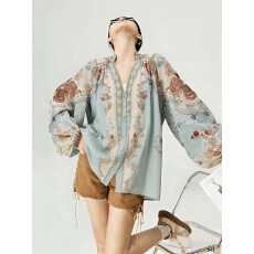 批发波西米亚风蓝绿色印花灯笼袖<b class='q'>衬衫</b><b class='q'>女款</b>2026新款别致很仙的上衣春季