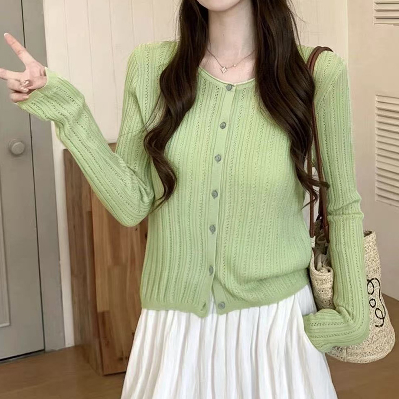 RY8262# 早秋小众设计镂空针织开衫圆领单排扣竖条肌理修身温柔长袖小衫女