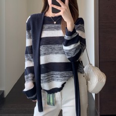 批发AMR UU◆设计感小众 时髦披肩两件套显瘦<b class='q'>条纹</b>针织毛衣女秋冬新款
