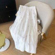 批发白色刺绣碎花<b class='q'>半身裙</b>子女2026新款<b class='q'>高腰</b>夏季法式独特a字伞裙中长裙