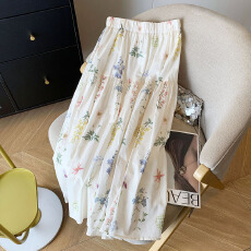 批发法式甜美碎花a字松紧腰白色百褶<b class='q'>半身裙</b>女夏季新款小个子中<b class='q'>长裙</b>子