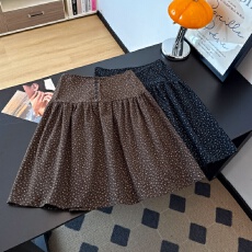 批发2026秋冬新款韩版复古碎花毛呢料蓬蓬南瓜短中裙女百搭花苞<b class='q'>半身裙</b>