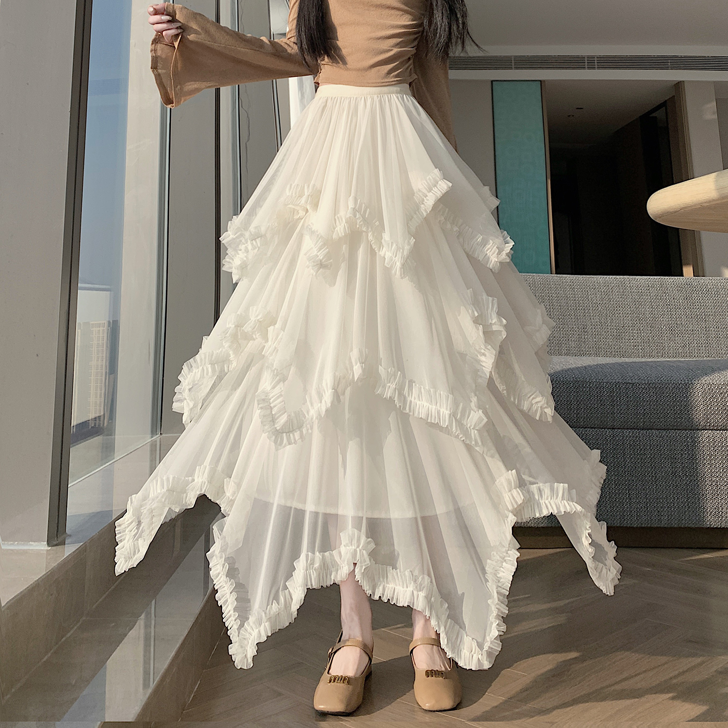 실사 프릴 불규칙 거즈 스커트 여성 반신 스커트 2026 봄 새로운 중간 길이 한 마디 망사 케이크 드레스