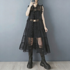 批发实拍小众设计感欧根纱木耳边长款马甲连衣裙网纱透视防嗮开衫罩衫