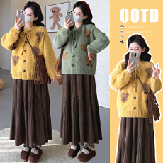 批发实拍现~秋冬加厚毛衣高级感穿搭小熊卡通加厚毛衣外套+压褶半身裙