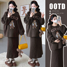 批发实拍现~秋冬毛衣针织套装加厚卡通小熊两穿上衣外套+半身裙两件套