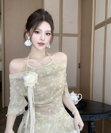 여름 부드러운 색상 시스템 오프숄더 꽃무늬 슈퍼 요정 패션 달콤함 맨위 다용도