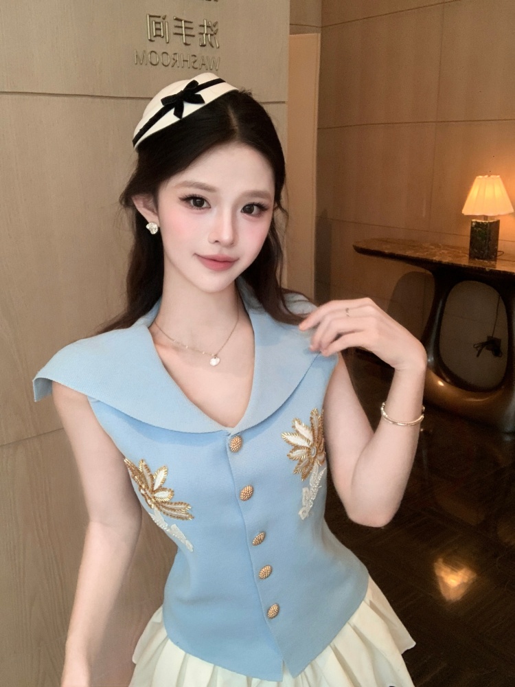 MY16730# 法式甜美海军风针织背心 刺绣花朵V领收腰小个子上衣女女裝...
