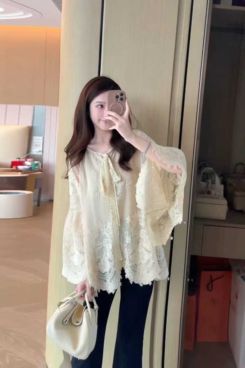 부드러운 바람 무거운 작업 레이스 자수 여성 슈퍼 요정 가스 나팔 소매 루즈핏 슬림해 보이는 V넥 레이스업 마이크로 ~을 통해 의류