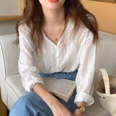 批发<b class='q'>韩国</b>chic优雅气质V领镂空刺绣钩花设计感宽松百搭长袖衬衫上衣女