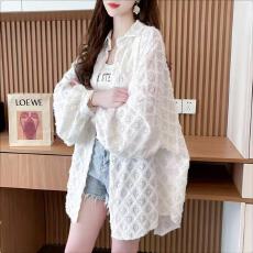 批发别致漂亮防晒<b class='q'>衬衫</b>外套女2026新款夏季时尚洋气<b class='q'>宽松</b>设计感薄款上衣