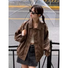 批发RAINY 复古感擦色做旧翻领皮衣女春秋宽松甜酷机车美式夹克短外套