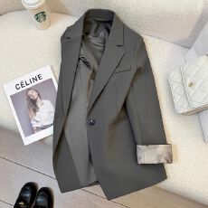 批发灰色复古宽松休闲<b class='q'>西装</b>外套<b class='q'>女</b>2025秋季新款独特袖口设计高级感西服