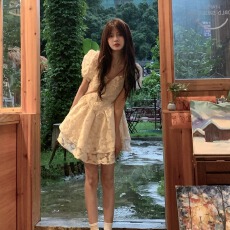 批发法式泡泡袖在逃公主风连衣裙2026新款女收腰显瘦蓬蓬裙子甜辣夏季