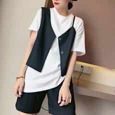 批发西<b class='q'>装</b>套<b class='q'>装</b>女欧货夏季新款ins设计感马甲外套短袖<b class='q'>t</b><b class='q'>恤</b>洋气短<b class='q'>裤</b>三件套