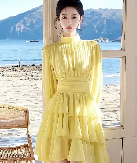 봄 새로운 프랑스식 부유 한 가족 천 골드 그는 벤 바람 고급 센스 아름다운 황색 허리 수축 프릴 드레스