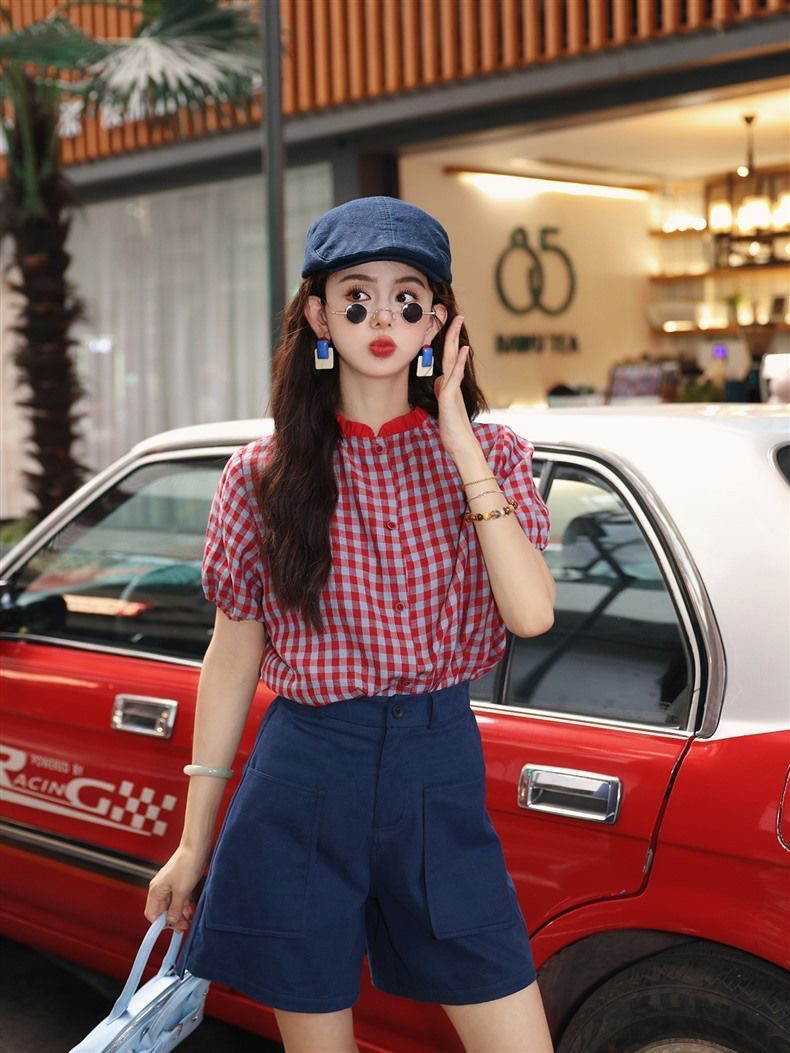 2026 새로운 여름 레트로 항구 바람 빨간색 체크무늬 반팔 셔츠 반바지 여성 폭발 맨위 바지 투피스 세트