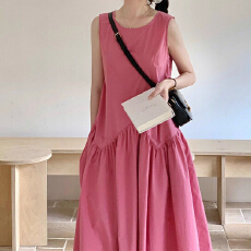 批发少女感不规则背心裙中长款<b class='q'>连衣裙</b>夏季新款圆领高级感宽松气质长裙