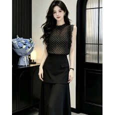 批发2026夏季网红新款时尚两件套裙女法式微透显瘦波点上衣+半身长裙