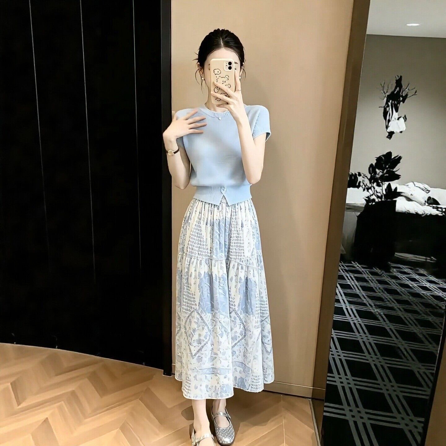 새로운 여름 슈퍼 화재 연령 감소 패션 전체 집합 디자인 고유 한 반팔 신선함 프린트 캐주얼 반신 치마 세트