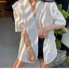 批发薄款休闲<b class='q'>西装</b>外套女夏季宽松显瘦短袖西服韩版上衣