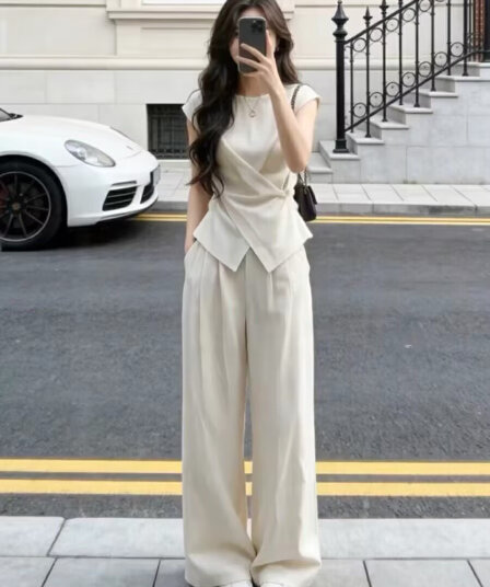 자이언트 잘 생긴 ootd 착용 가져 가라. 전체 집합 2026 새로운 허리 수축 반팔 티셔츠 여성 여름 와이드 레그 팬츠 투피스 슈트
