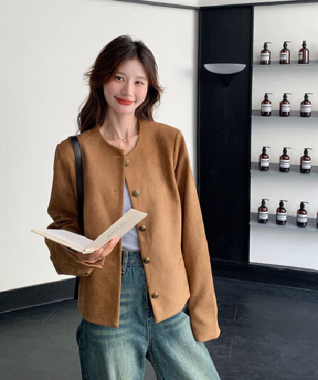 작은 샤넬 스타일 스웨이드 원단 여성 코트 봄 가을 2026 새로운 한 부서 분위기 센스 출퇴근 디자인 세련된 재킷 맨위