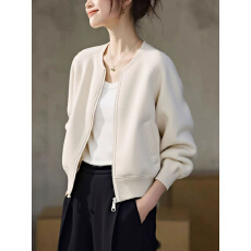 批发米白色飞行服夹克短<b class='q'>外套女</b>2026春新款轻熟风高级感宽松棒球服上衣