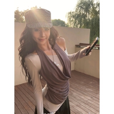 批发实拍实价辣妹斜肩荡领拼接撞色长袖T恤女设计感修身显瘦<b class='q'>打底衫</b>