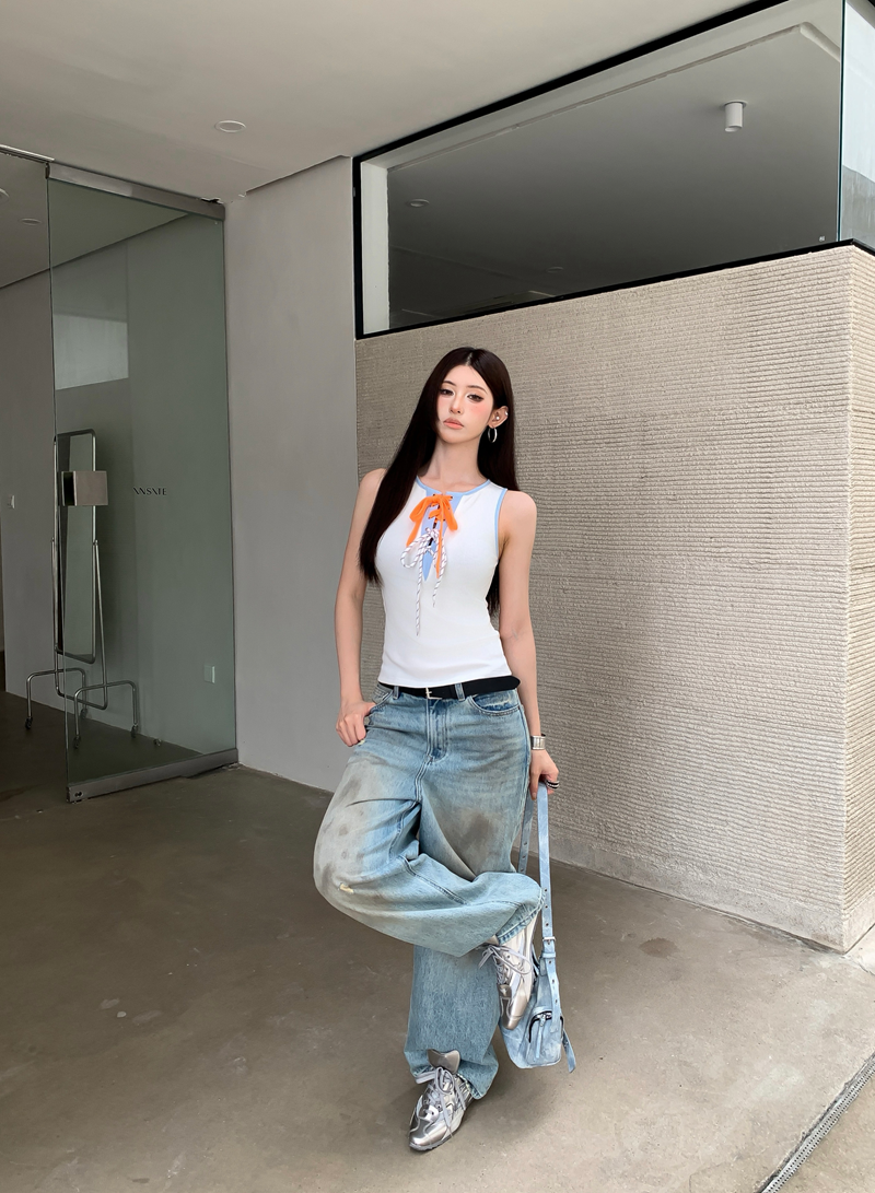 실사 정가 여름 아메리칸 핫걸 배색 스트랩 니트 조끼 디자인 센스 라운드 넥 슬립 슬림해 보이는 맨위