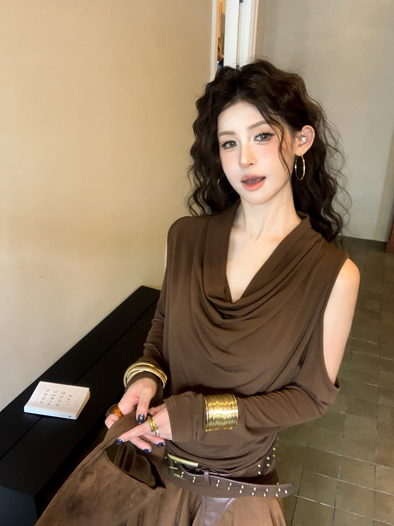 BY30455# 不讲价秋季复古辣妹荡领露肩长袖T恤设计感修身显瘦上衣 服裝批發女裝批發服飾貨源