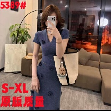 批发OS&oneshow】新款高级感女神套<b class='q'>装</b>繁花气质显瘦半身裙<b class='q'>短袖</b>春夏两件