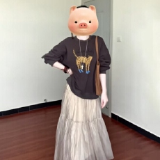 批发法式慵懒松弛感穿搭<b class='q'>连衣裙</b>子女装早秋季2025新款卫衣珠光长裙套装