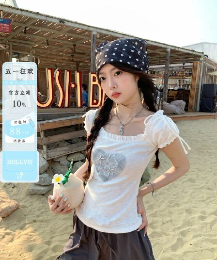 hollyii 4.23일 20 00 켜기 새로운 한 부서 프릴 하트 프린트 레이스업 몸매 가꾸기 슬림해 보이는 반팔 t