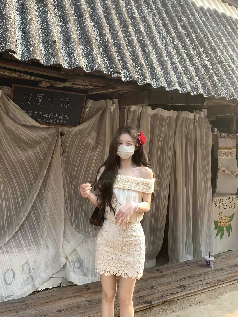 xxiiuu 남쪽 법 지배 여름 새로운 불규칙 디자인 센스 오프숄더 쉬폰 톱 여성 요정 작은 셔츠