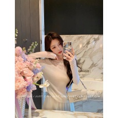 JustQin糯糯星河气质显瘦钉珠镂空羊毛针织衫套头毛衣女秋季