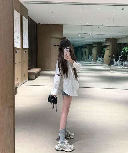 여성 셔츠 인터넷 유명인 스트라이프 완장 디자인 셔츠 여성