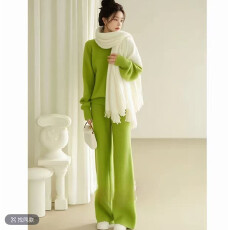 批发韩系一整套冬装独特漂亮加厚绿色内搭毛衣时尚休闲慵懒风冬日套装