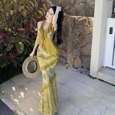 批发荷叶边绑带<b class='q'>蕾丝</b>拼接上衣半裙套装度假<b class='q'>连衣裙</b>