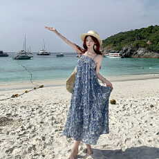 批发清新度假风蓝白印花抹胸吊带裙女夏A字摆<b class='q'>连衣裙</b>