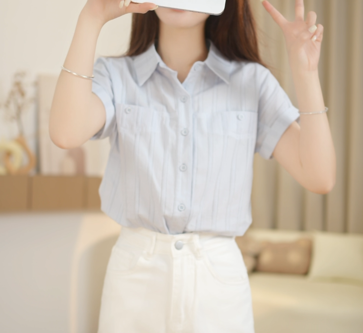 작은 키 긍정적 인 어깨 스트라이프 반팔 셔츠 2026 여성 새로운 여름 몸매 가꾸기 슬림해 보이는 맨위