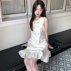 批发MUCHA<b class='q'>木</b>茶【6月18日20点上新叠加会员9折】法式千金风无袖连衣裙