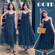 蓝色清冷感绝美碎花吊带裙新新款夏季高级感孕妇连衣裙