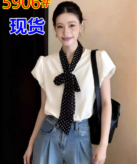 프랑스식 레이스업 칼라 거품 소매 셔츠 2026 여름 반팔 레트로 도트 무늬 리본 품격 미니멀리즘 연령 감소 맨위