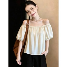 批发法式米白色一字领露背泡泡袖上衣女夏季温柔显瘦<b class='q'>清凉</b>透气百搭小衫